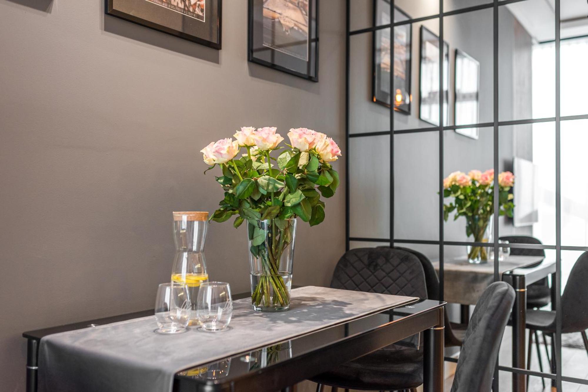 Q18 Aparthotel Bydgoszcz Eksteriør bilde